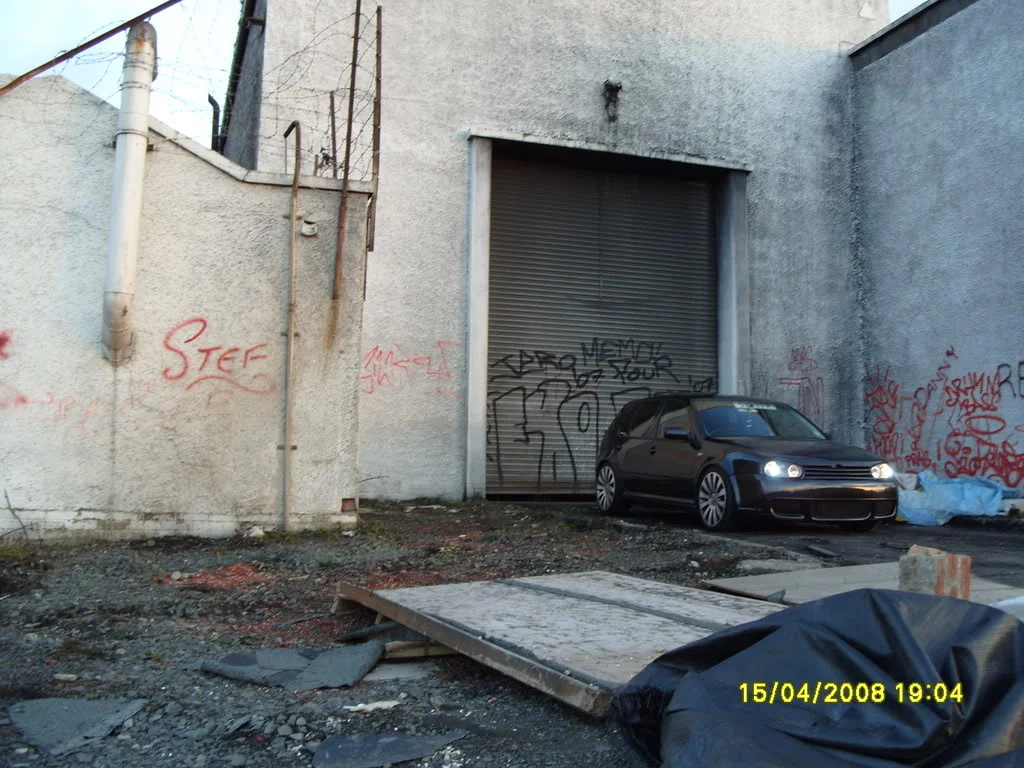 S1050091.webp