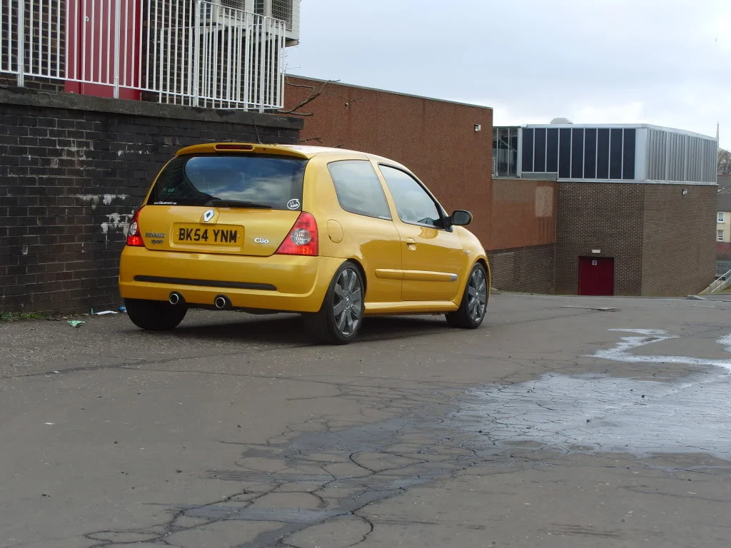 S1050485.webp