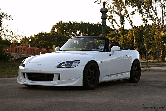 S20002.webp