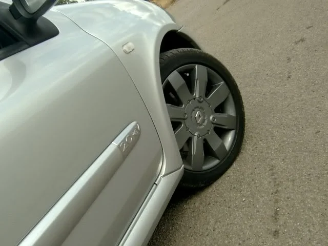 S2400032s.webp