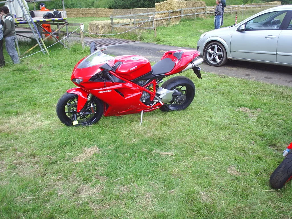 S4010262.webp