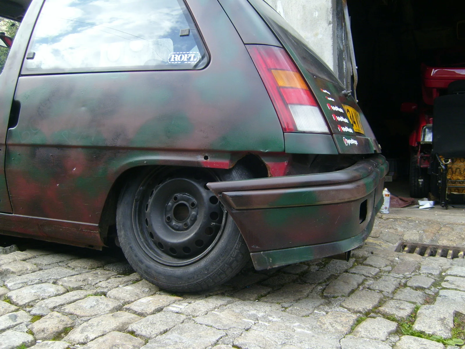 S7002700.webp