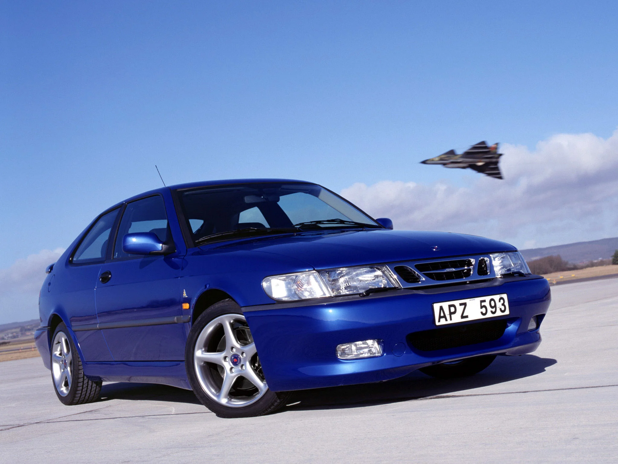 Saab-9-3-Viggen-Coupe-1999-2002-Photo-05.webp