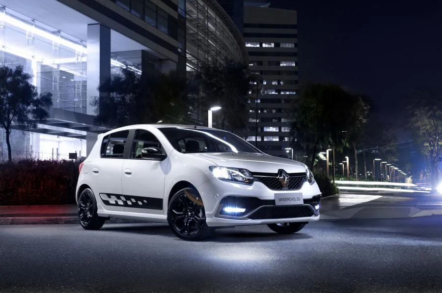 sandero-rs-web-0122.webp