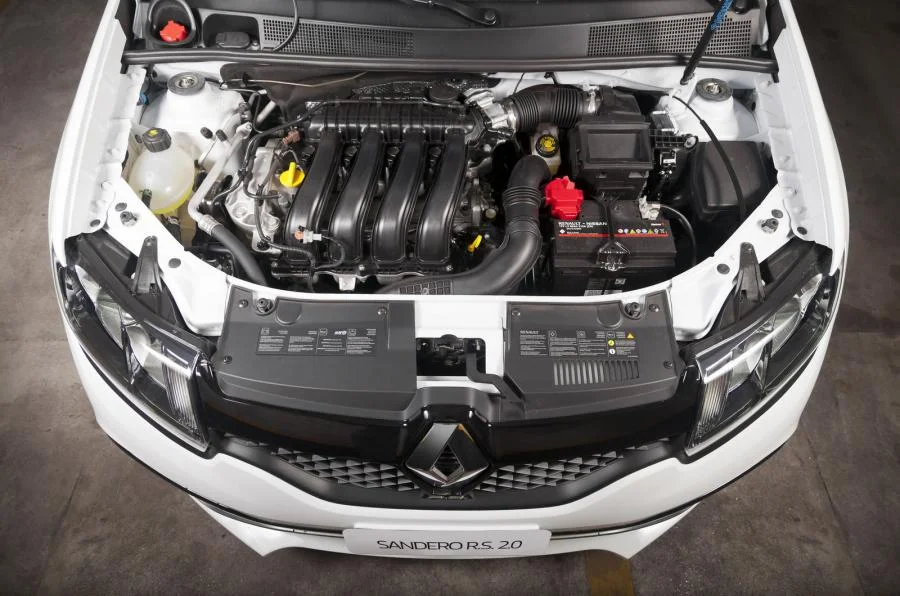 sandero-rs-web-0123.webp
