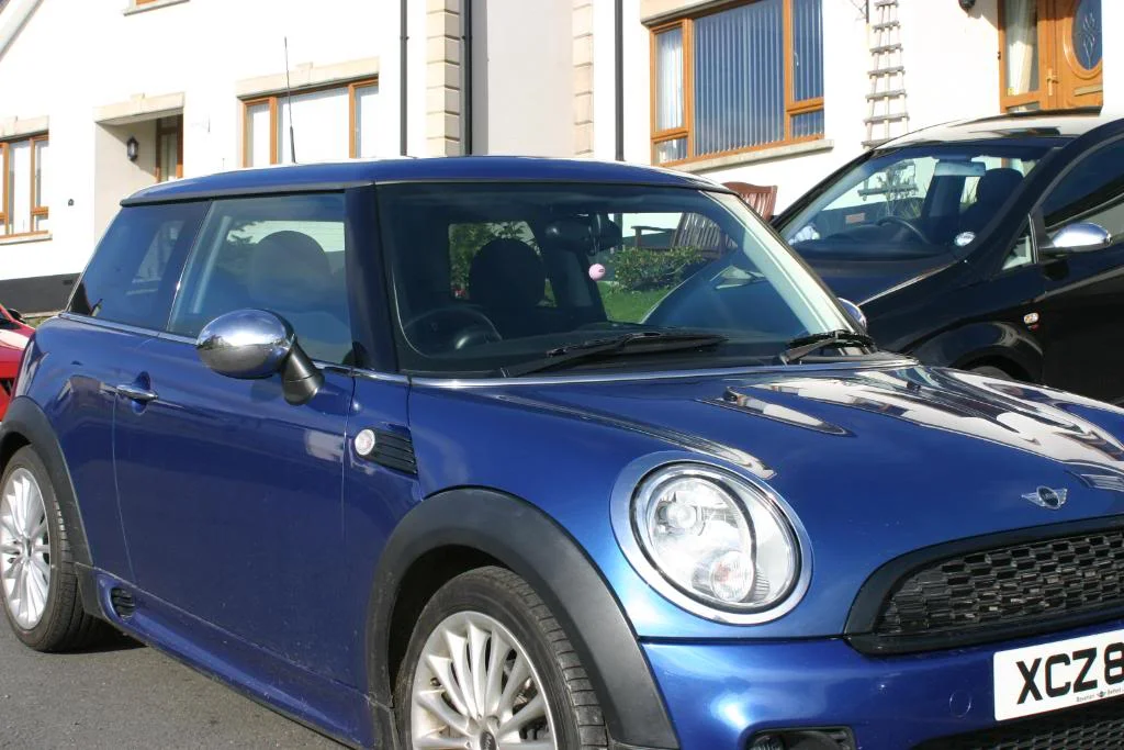 SarahsMiniDetail001.webp