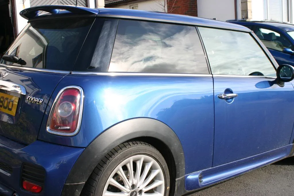 SarahsMiniDetail003.webp