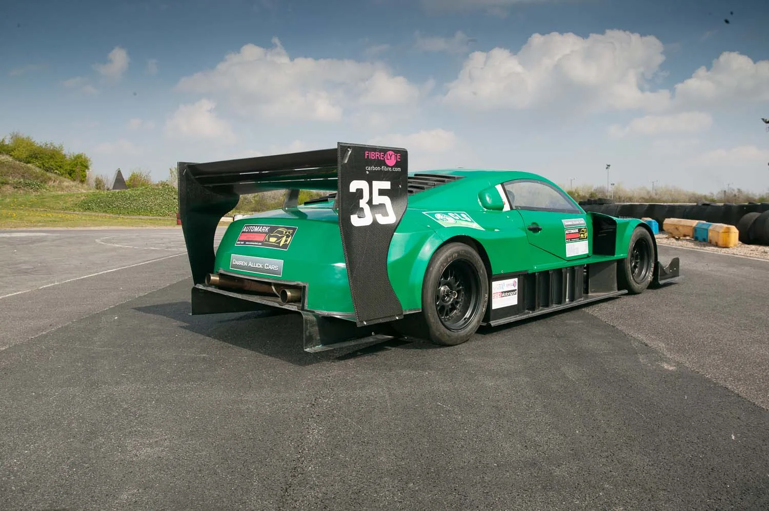 SB Racing.webp