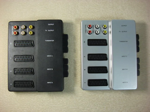 SCART_Splitter_Box.webp