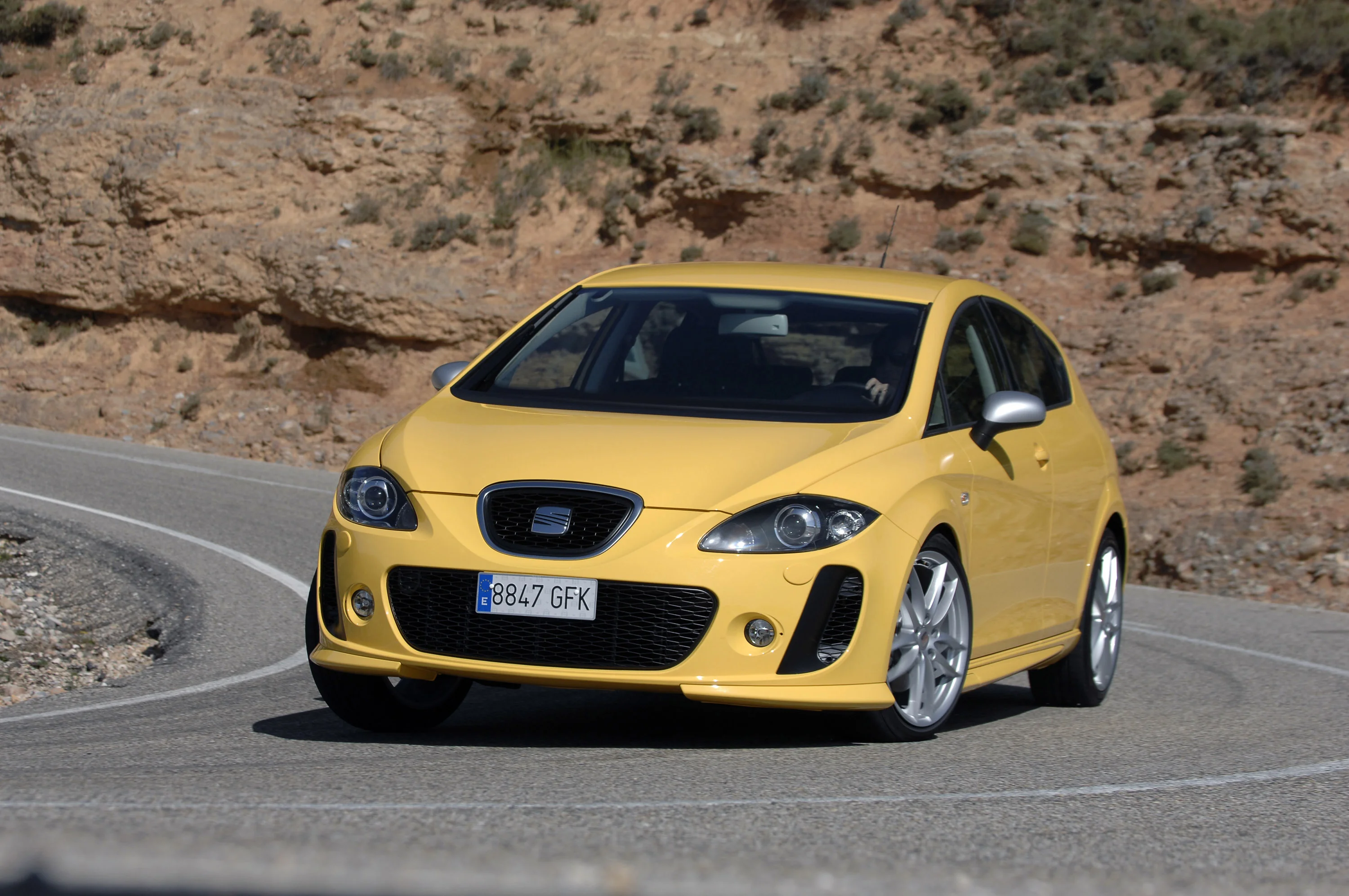seat-leon-linea-r-18.webp