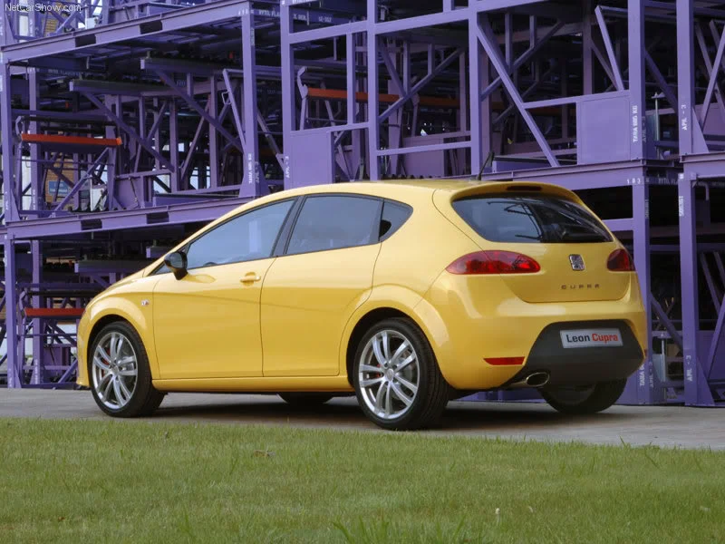 Seat-Leon_Cupra_2007_800x600_wallpa.webp