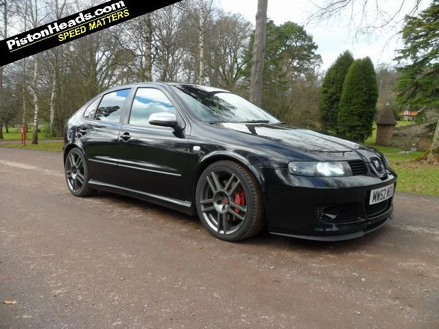 Seat_Leon_Cupra_R_46_1.webp