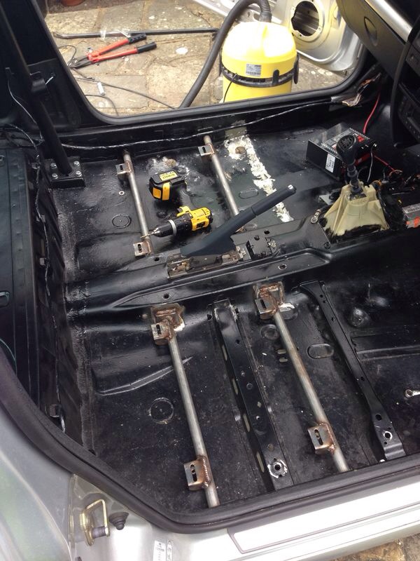 SeatMounts_zpsa8f448f6.jpg