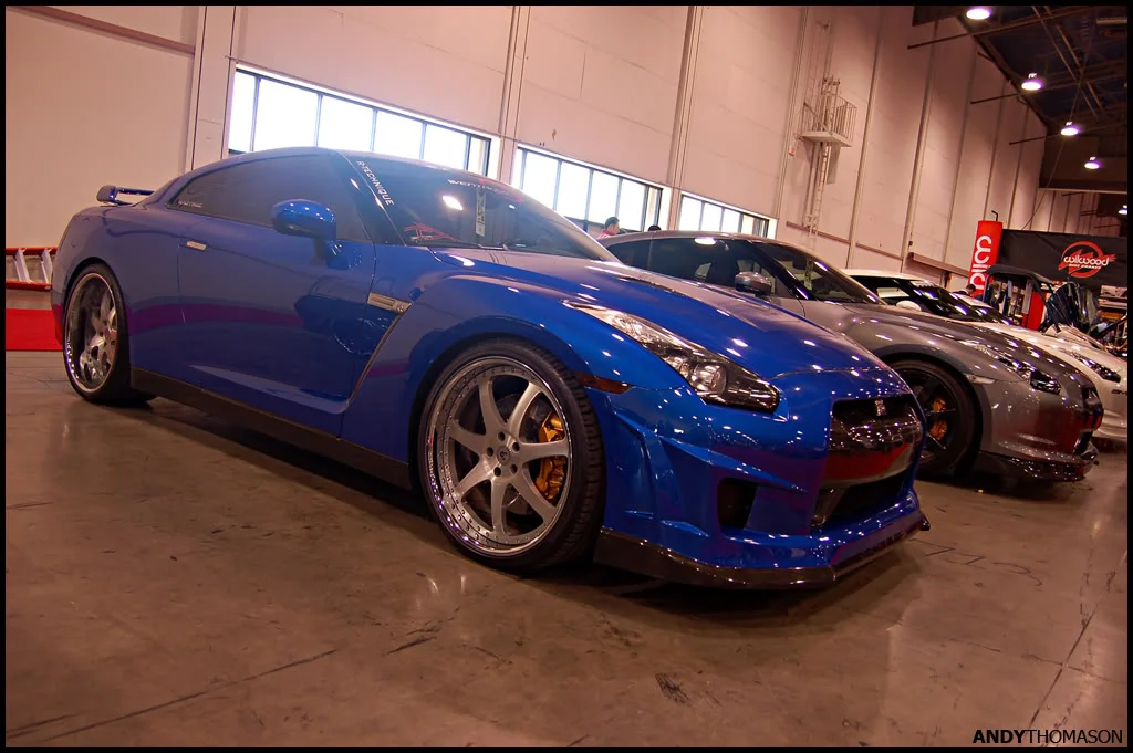SEMA2009pic32.webp