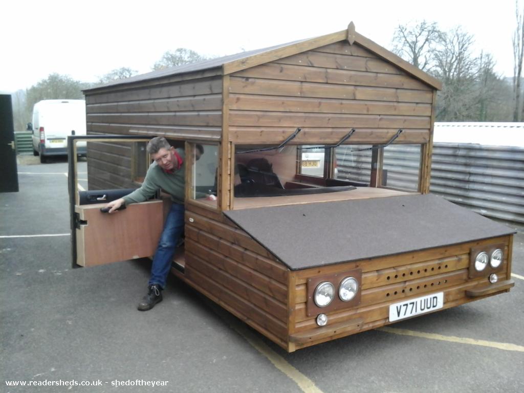 shed-on-wheels-built-on-a-volkswagen-chassis-set-to-break-world-speed-record_2.jpg