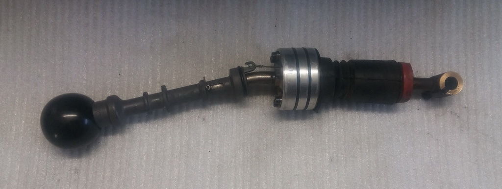 shifter_zpsw6cy1fzh.jpg