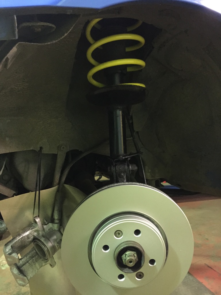 shock%20and%20calliper_zpsxvf0los0.jpg