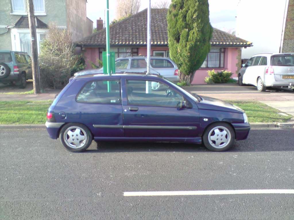 SideOn.jpg SideOn.jpg