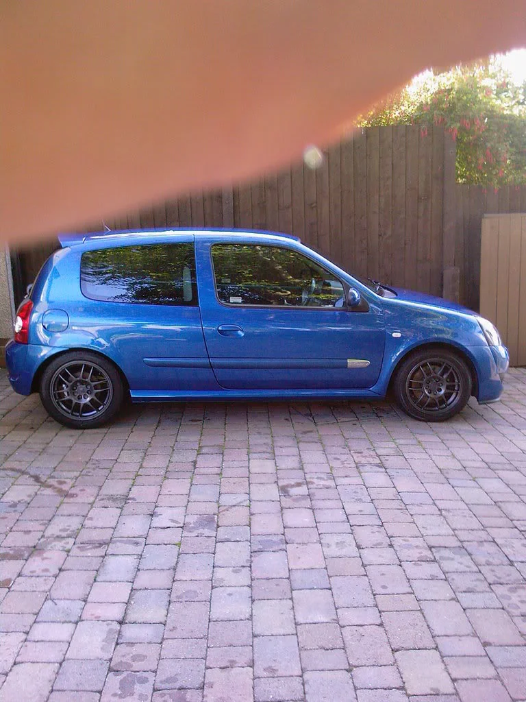 Sideonnewrims.webp
