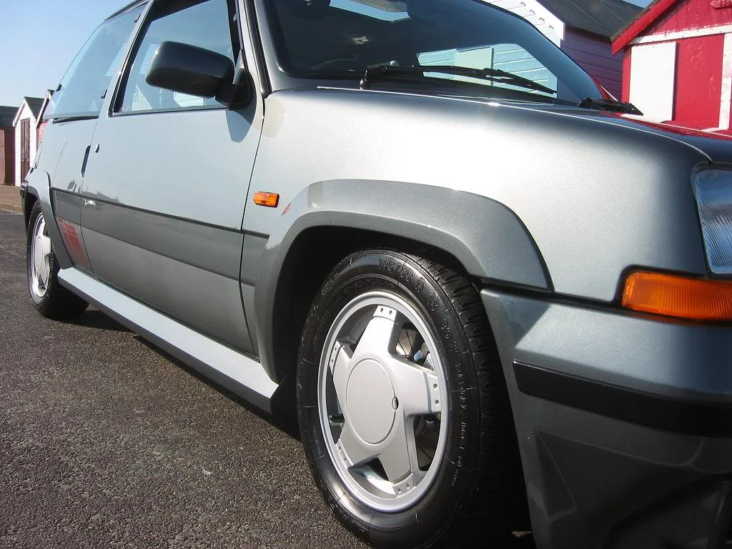 sidespeedlines2010.webp