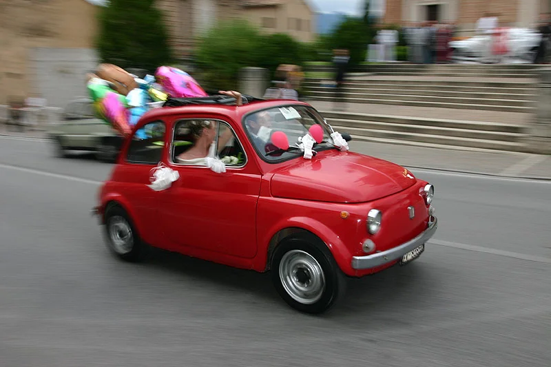 sigma_20mm_f11_1-100_iso200_fiat-500.webp