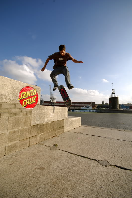 skate2.jpg