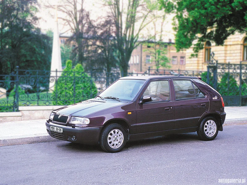 skoda_felicia_mystery_2000_01_s.webp