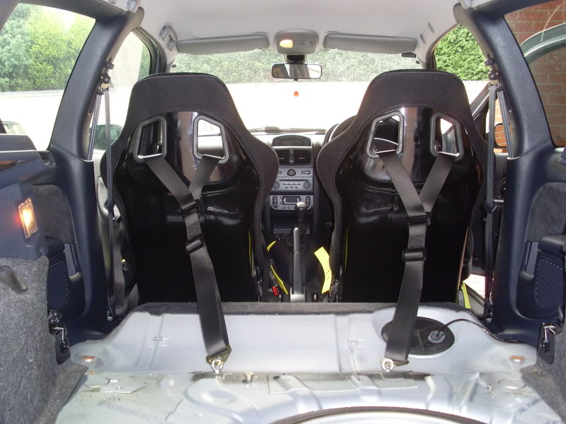 SL370106.jpg SL370106.jpg