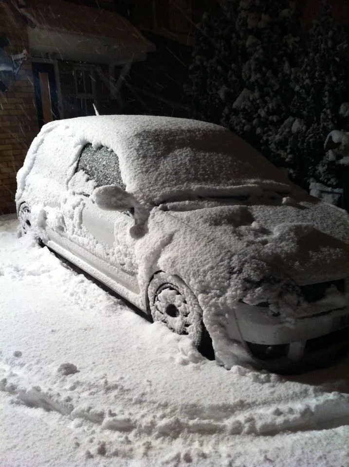 snowcar.webp
