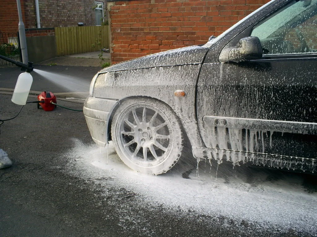 SnowFoamFrontWheel.webp