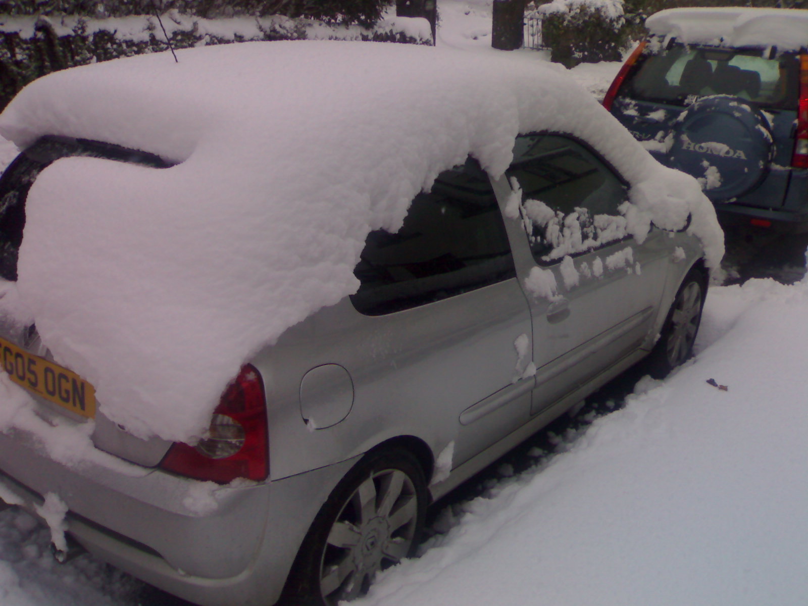 snowoncar.jpg