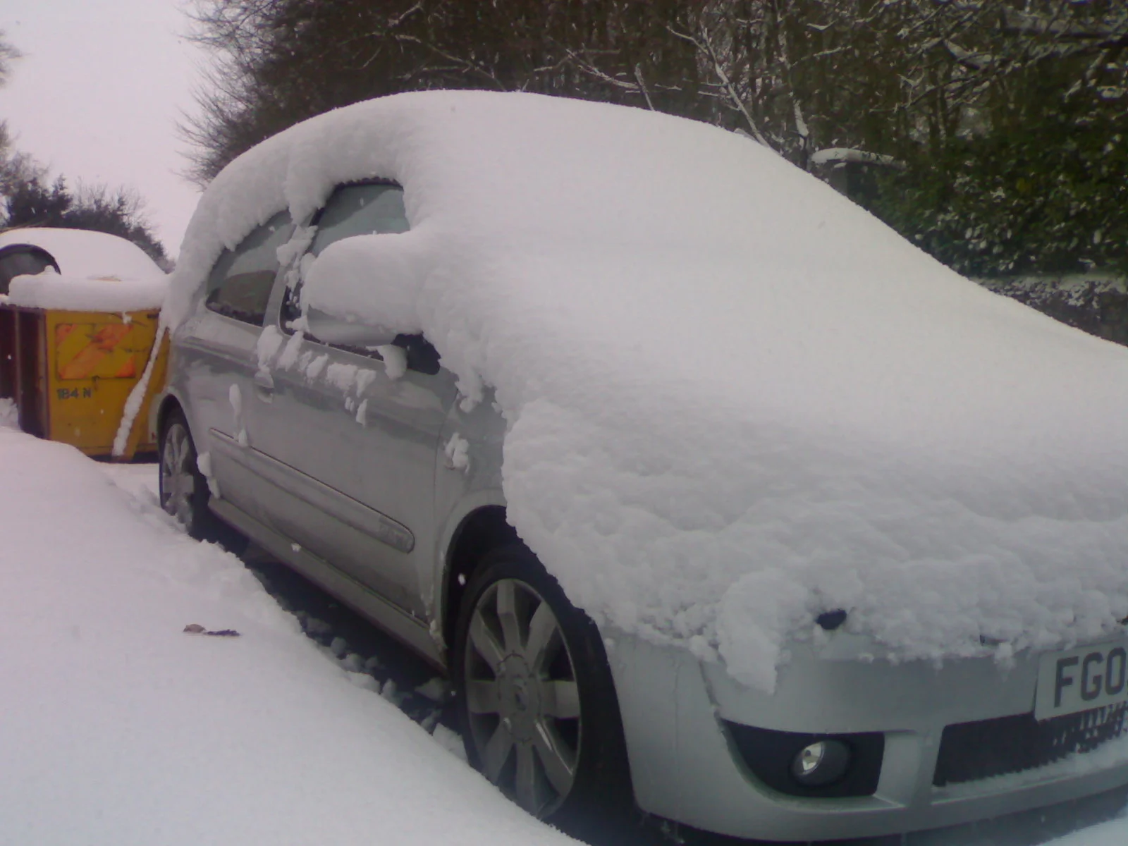 snowoncar2.webp