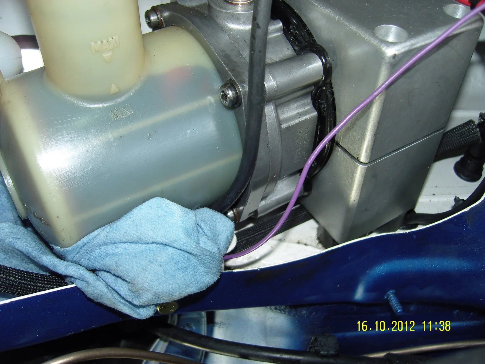 SNV82728.webp