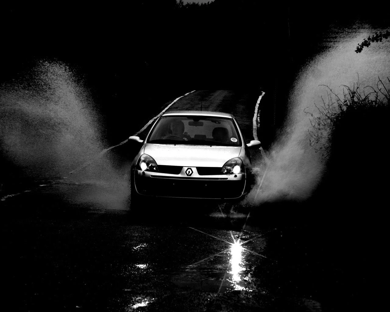 splash.webp