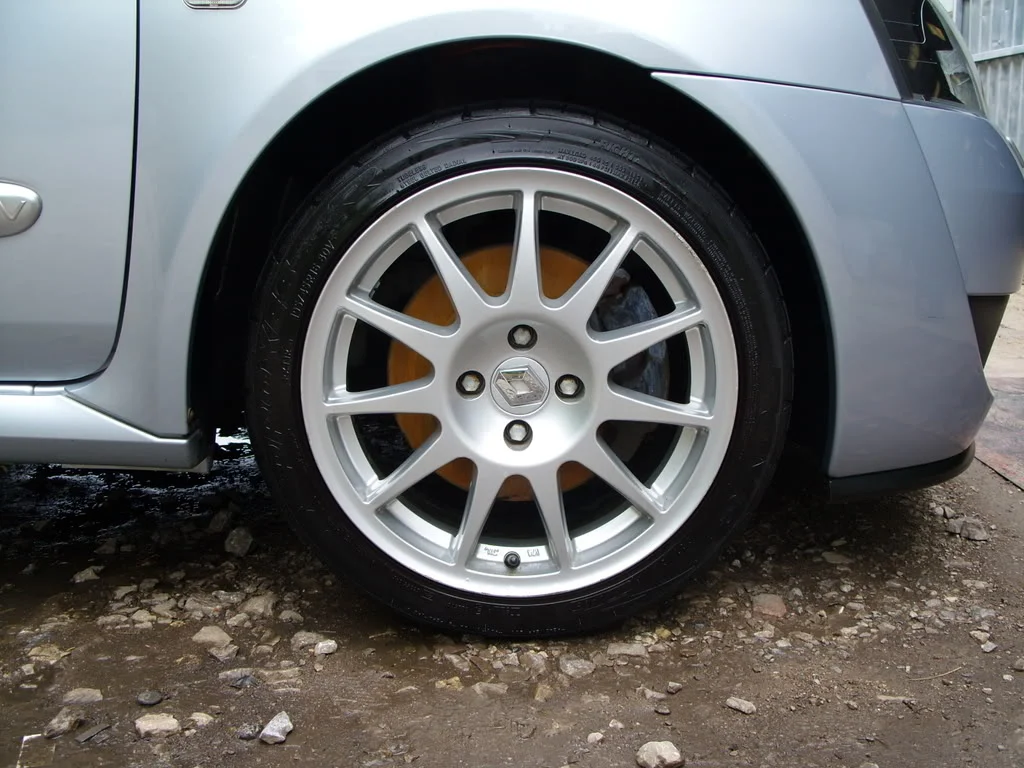 SS851173.webp