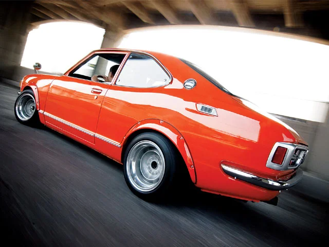 sstp_0712_01_z+1972_toyota_corolla_te27+side_view.webp