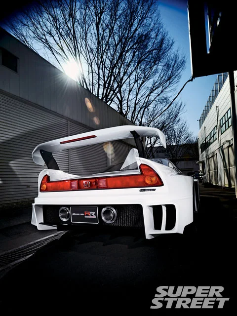 sstp_0906_08_z+acura_nsx_rr_mugen+rear_view.webp