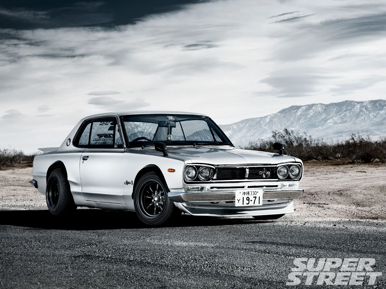 sstp_1003_04_o+1971_nissan_skyline+front.webp
