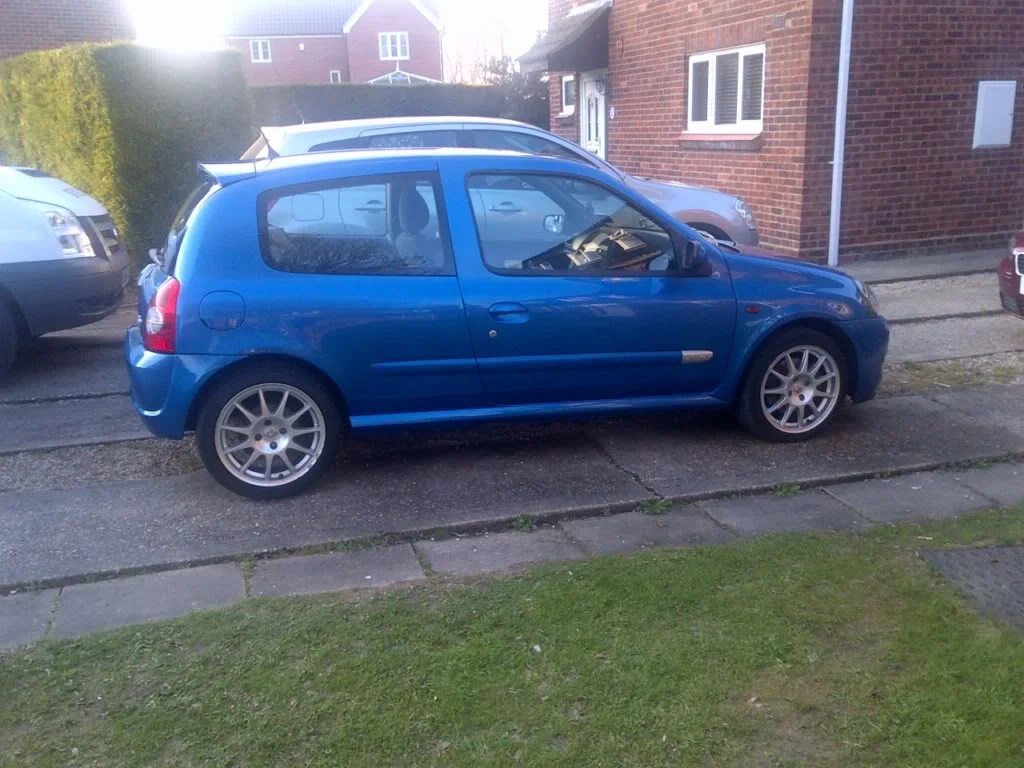 StEdmundsbury-20120329-000661024x768.webp