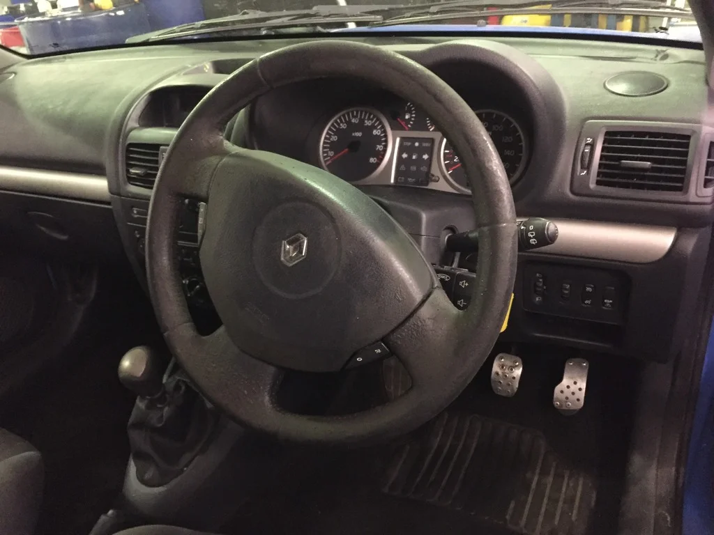 steering%20wheel_zpsb9wxjmzd.webp