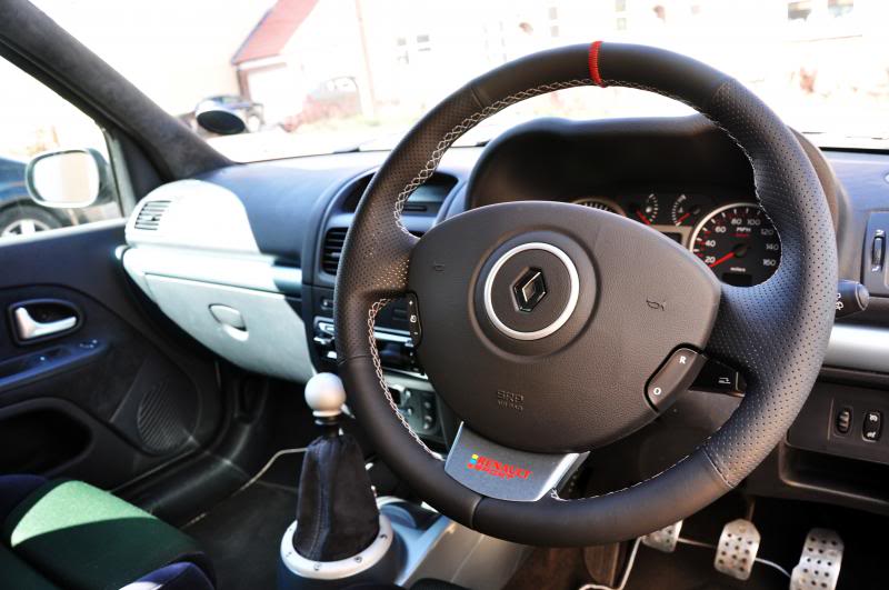 SteeringWheel-1_zps01010c85.jpg