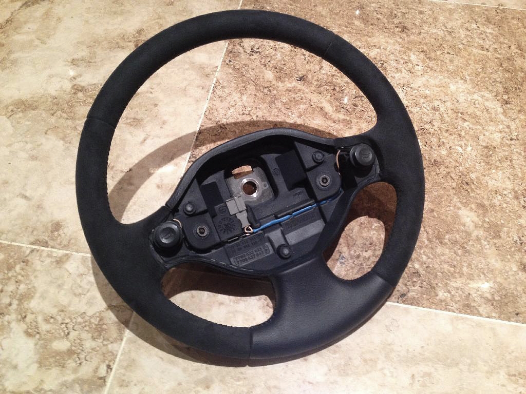 steeringwheel_zps48a30176.jpg