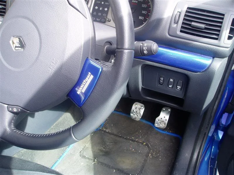 steeringwheelandtrimMedium.webp