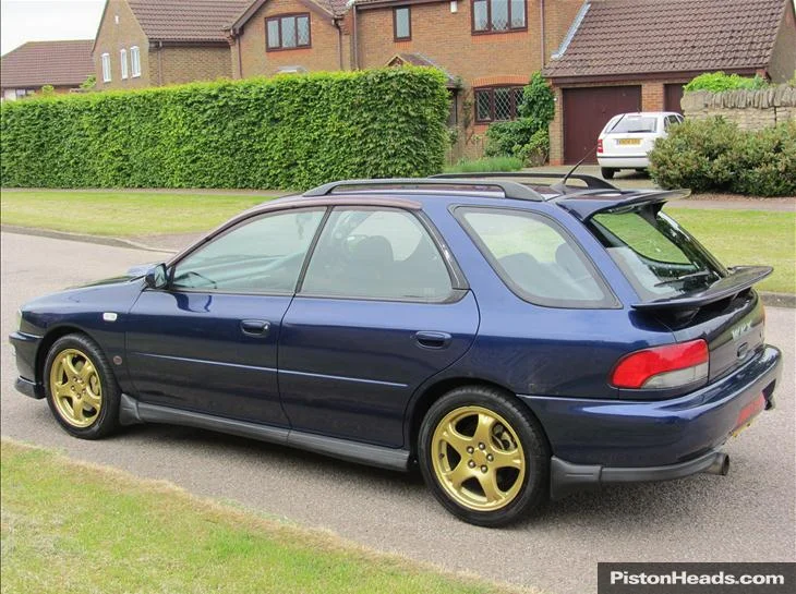 subaru-impreza-sti-S760599-3.webp