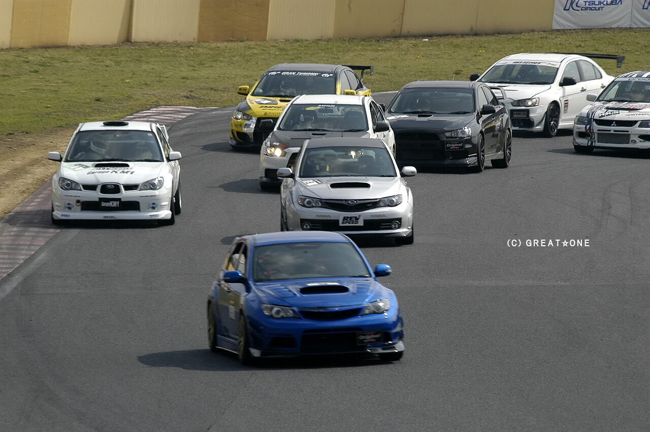 subiesupandevosdown.jpg