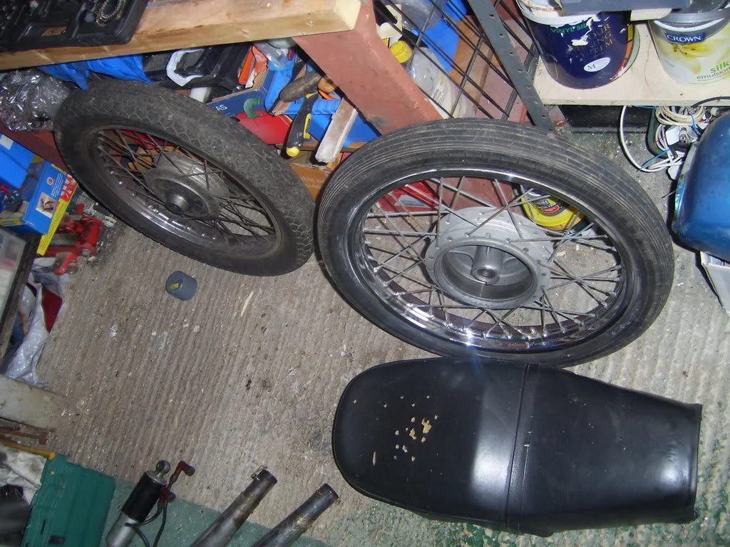 SV100340.webp