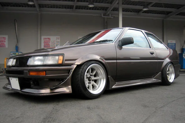 takashikun-ae86.webp