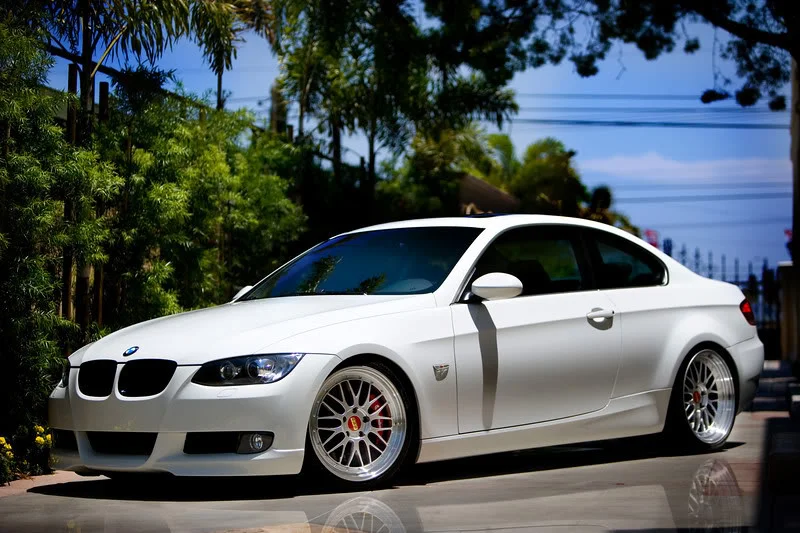TechnikWidebodyE92335iSide.webp