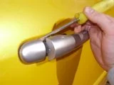 th_Clio197doorpanelremoval023.webp