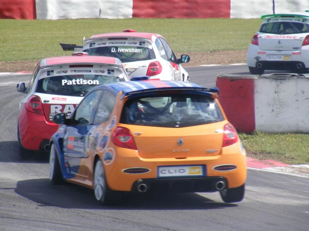 Touringcars09106.webp